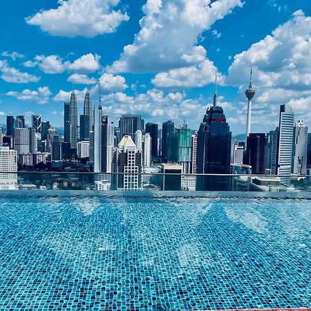 Regalia Suites 424 Kuala Lumpur Exterior photo