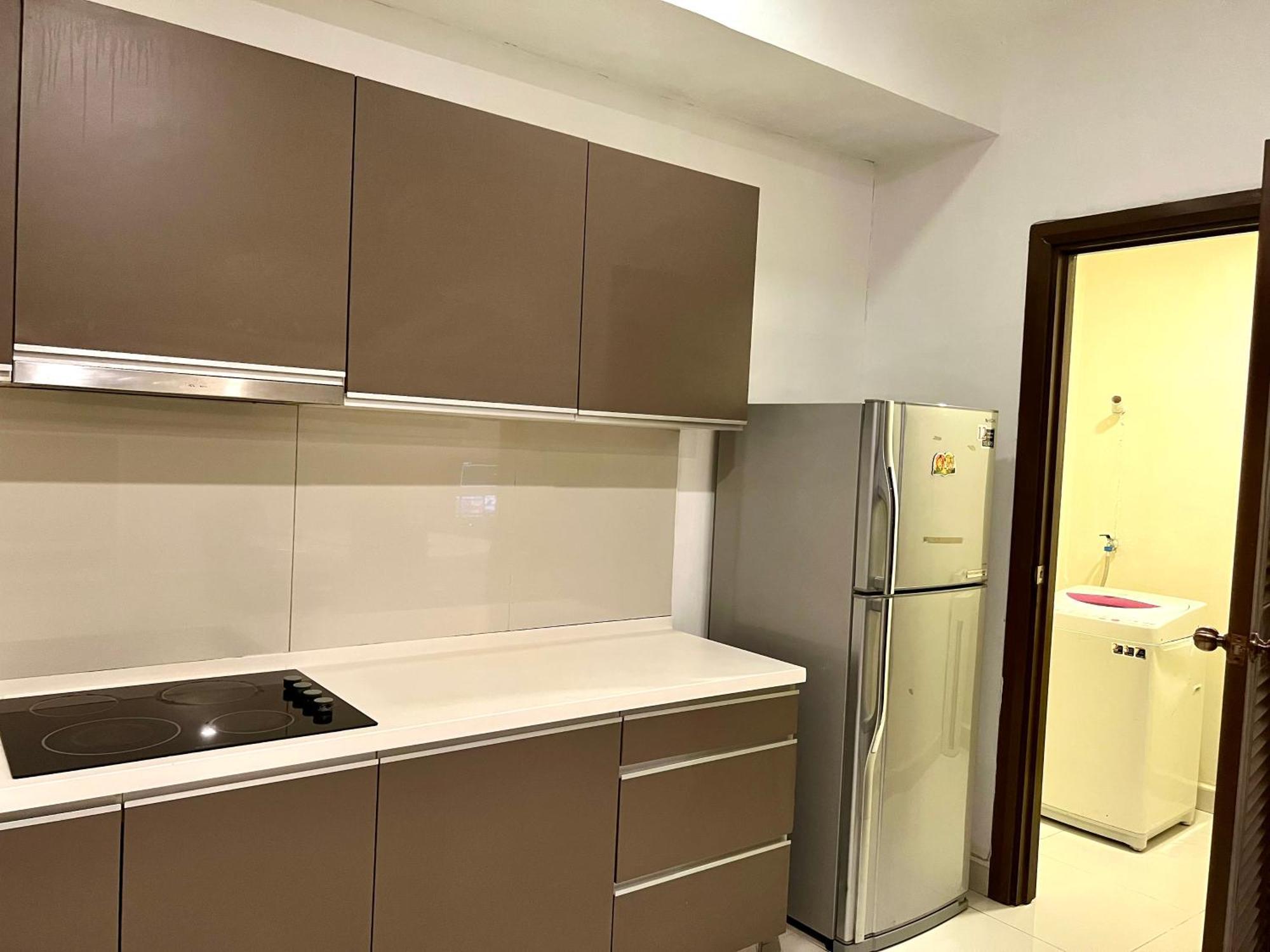 Regalia Suites 424 Kuala Lumpur Exterior photo