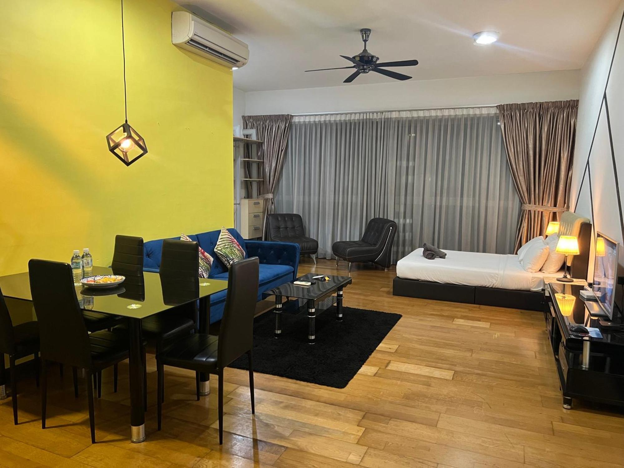 Regalia Suites 424 Kuala Lumpur Exterior photo